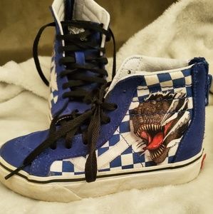 Checkered dinosaur van hi skate
